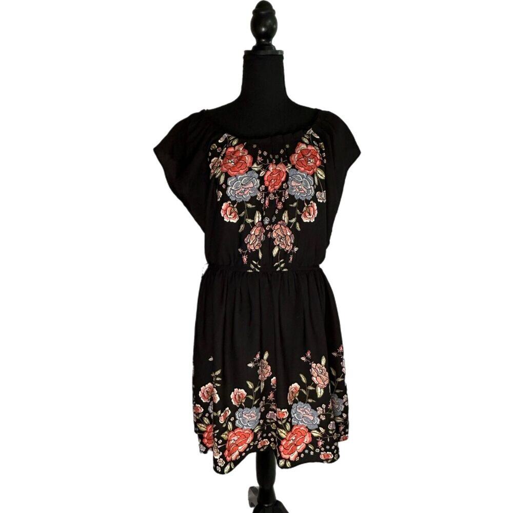C22 Lauren Conrad Black and Pink Floral Dress, Large, Pre-owned